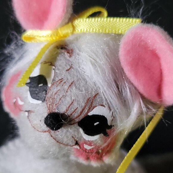 Annalee Lee Easter Girl Mouse with Large Floral Easter Egg, Easter Decor c. 2014 - Picture 2 of 8